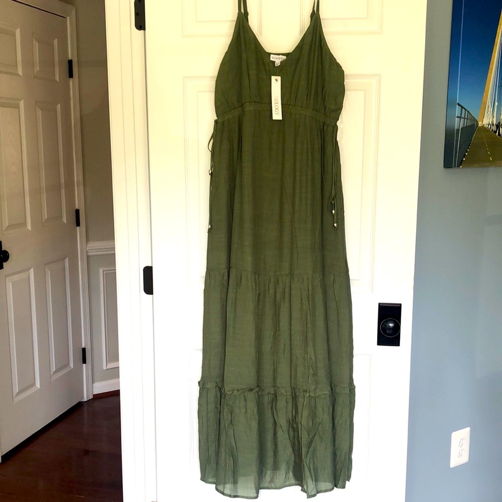 NWT! Luxology Maxi